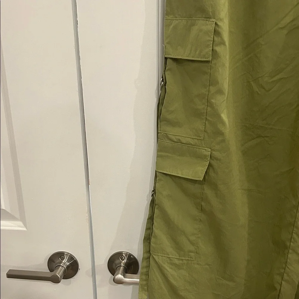 Y2K Green Cargo Utility Parachute Pants - Picture 2 of 5